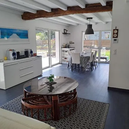 Belle Maison Basque Avec Piscine Villa